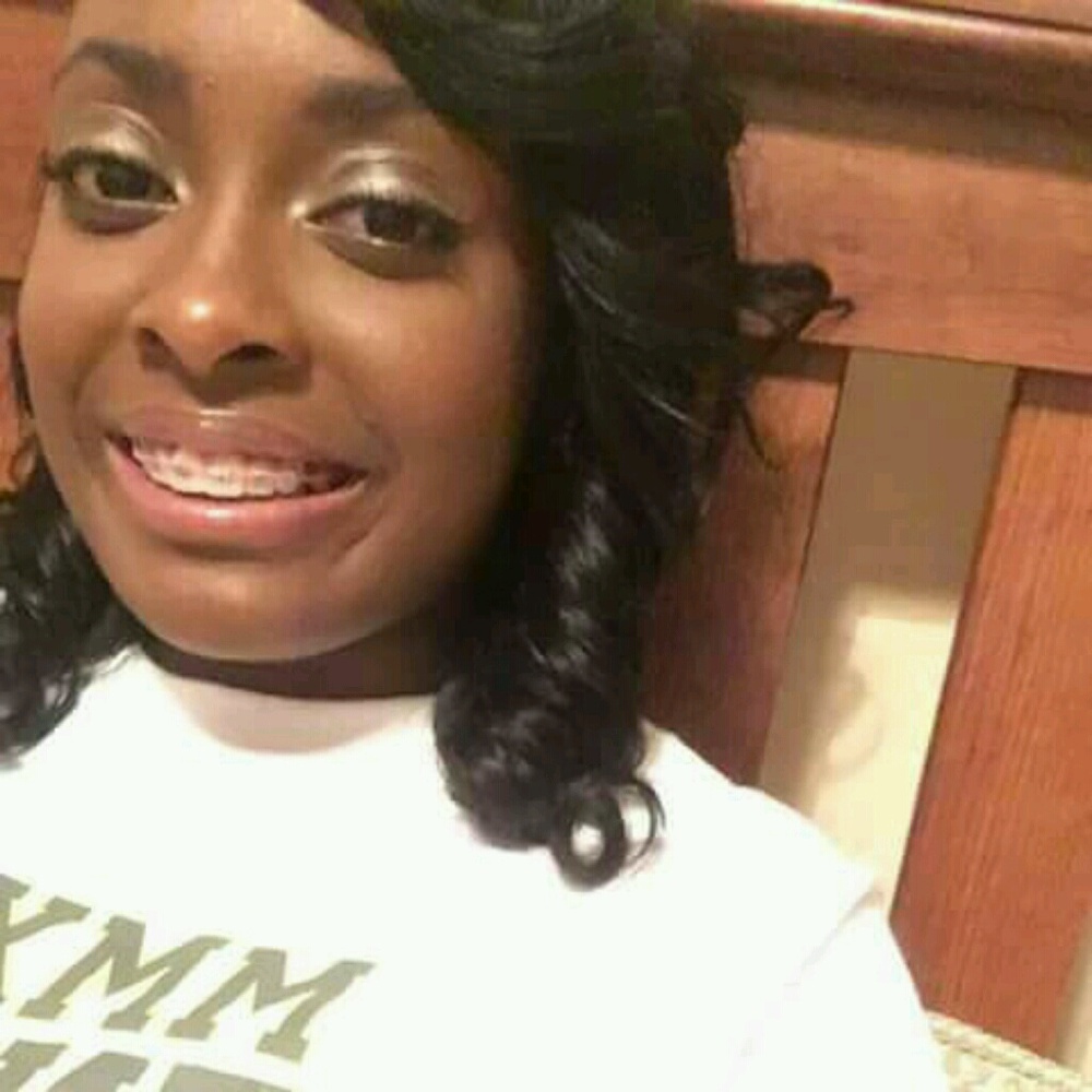 Meet your Posher, Mikayla